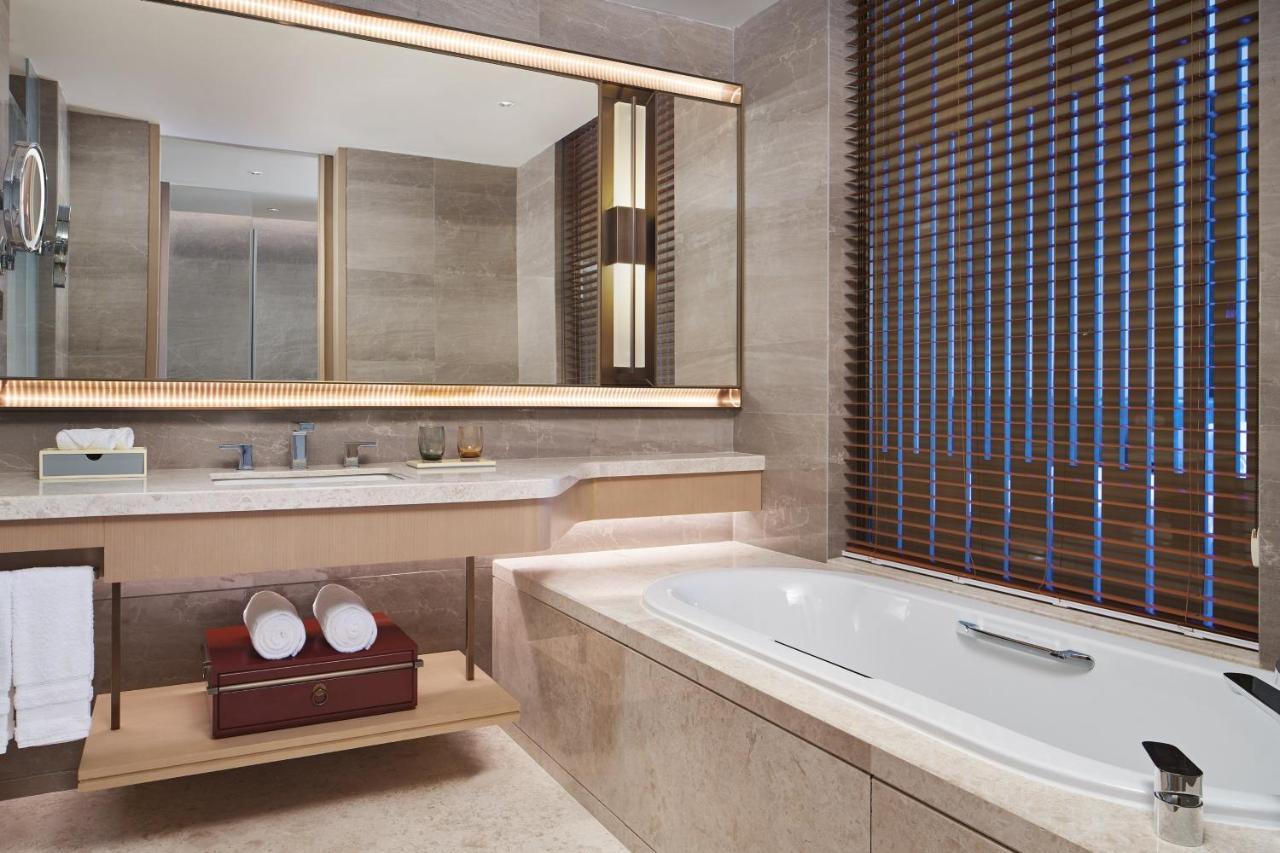 Sheraton Yunfu Xinxing Hotel Bagian luar foto