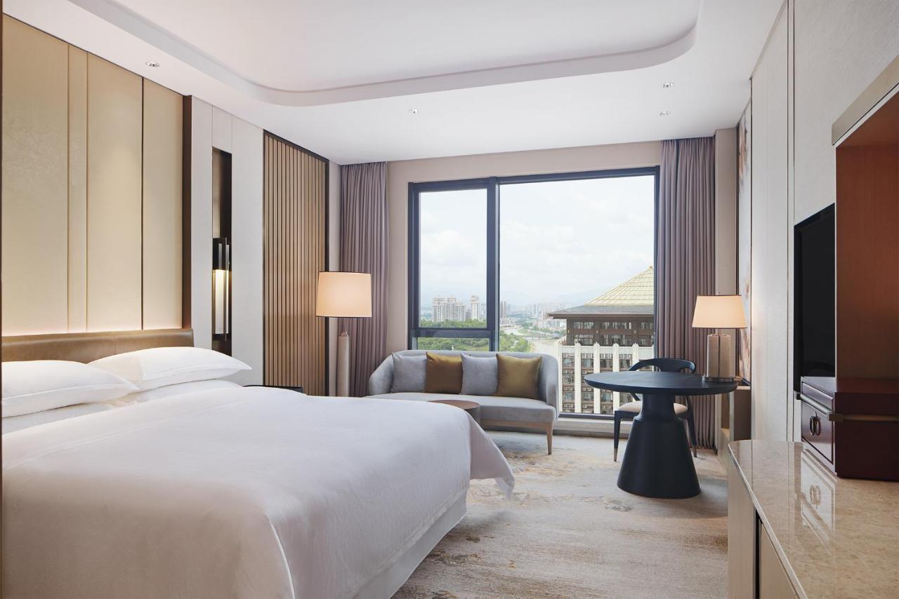 Sheraton Yunfu Xinxing Hotel Bagian luar foto