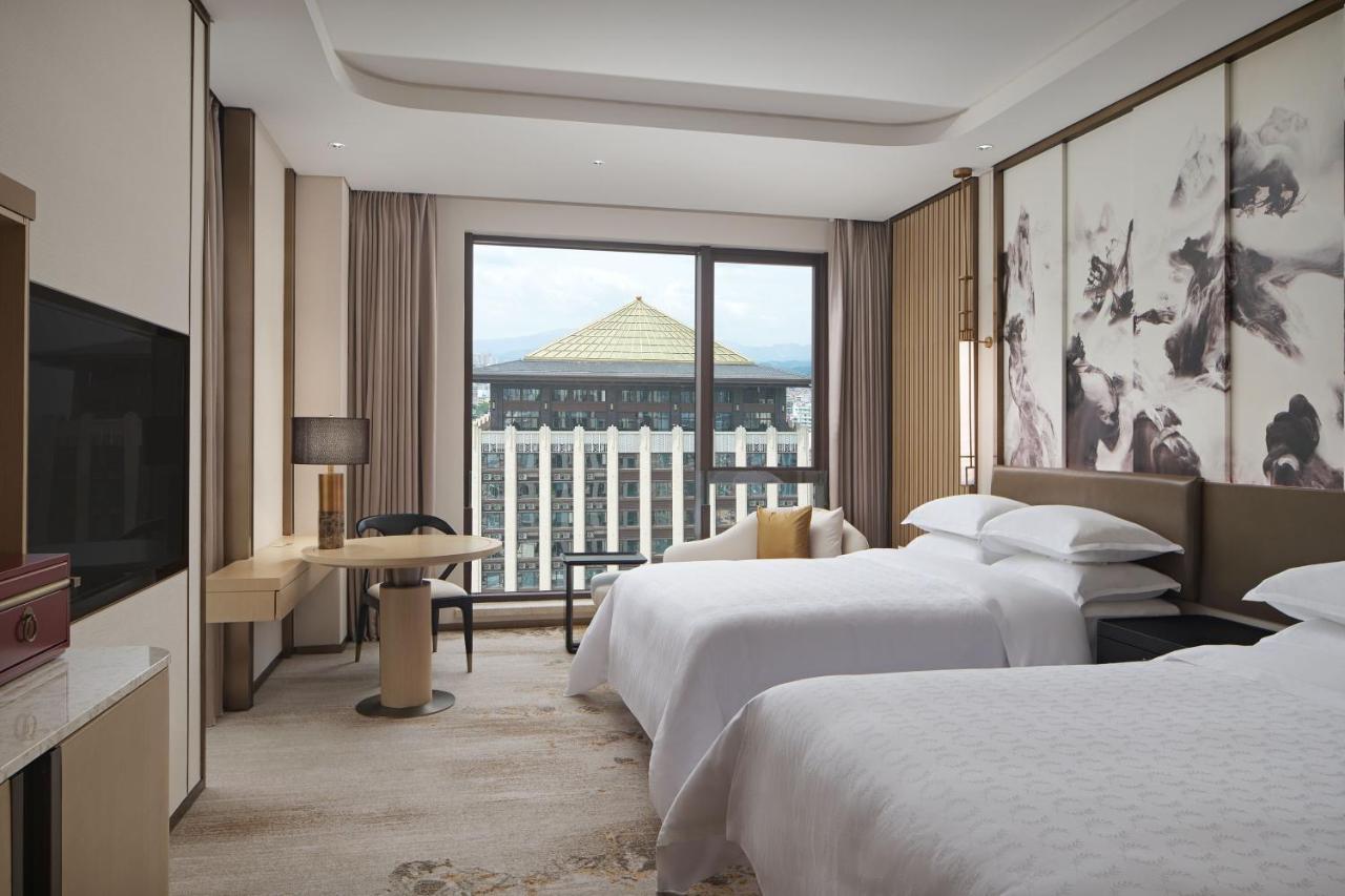 Sheraton Yunfu Xinxing Hotel Bagian luar foto