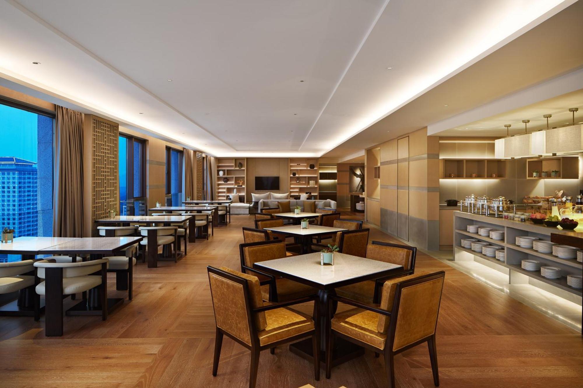 Sheraton Yunfu Xinxing Hotel Bagian luar foto